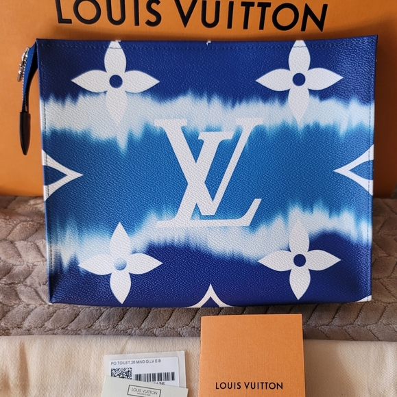 Louis Vuitton Escale Toiletry 26 Large Giant Monogram Blue Canvas Limited Pouch - Picture 1 of 15